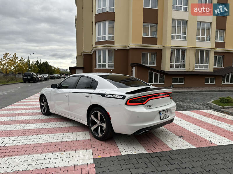 Седан Dodge Charger 2015 в Киеве