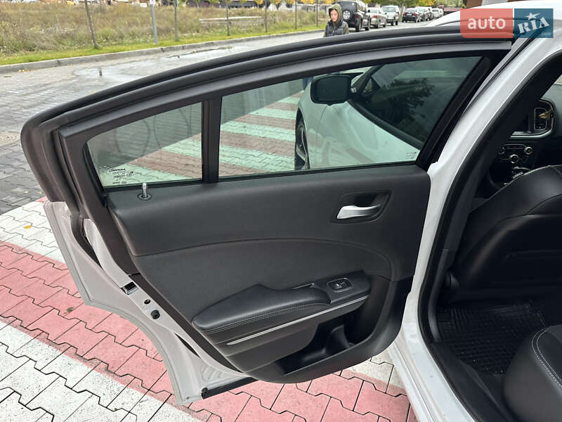 Седан Dodge Charger 2015 в Киеве