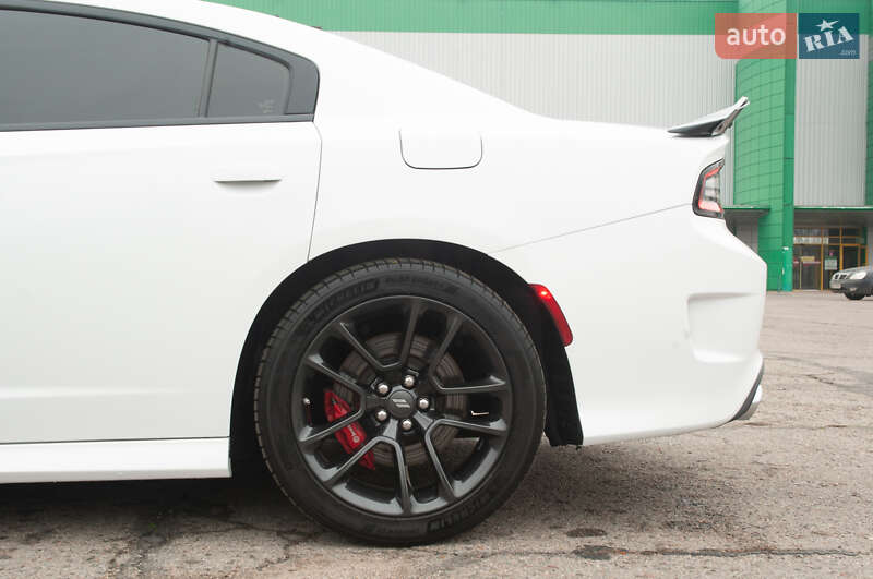 Седан Dodge Charger 2021 в Николаеве