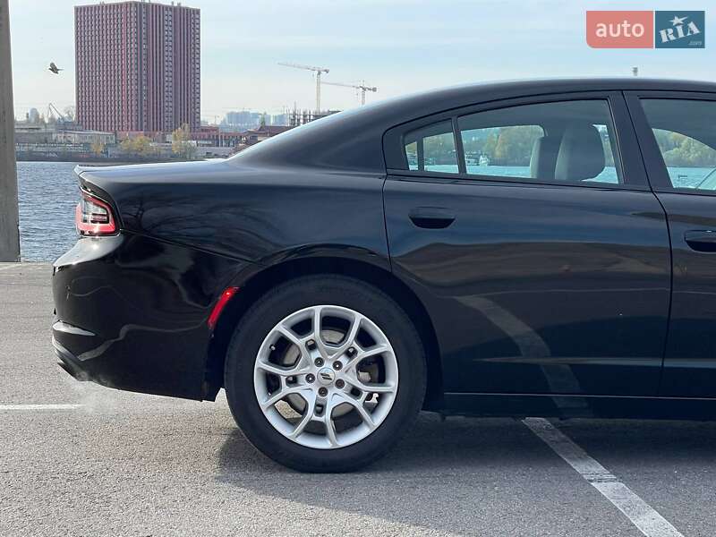 Седан Dodge Charger 2016 в Киеве фото 6 Седан Dodge Charger 2016 в Киеве