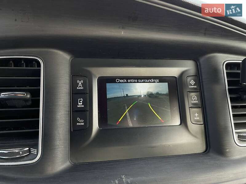 Седан Dodge Charger 2016 в Киеве фото 10 Седан Dodge Charger 2016 в Киеве