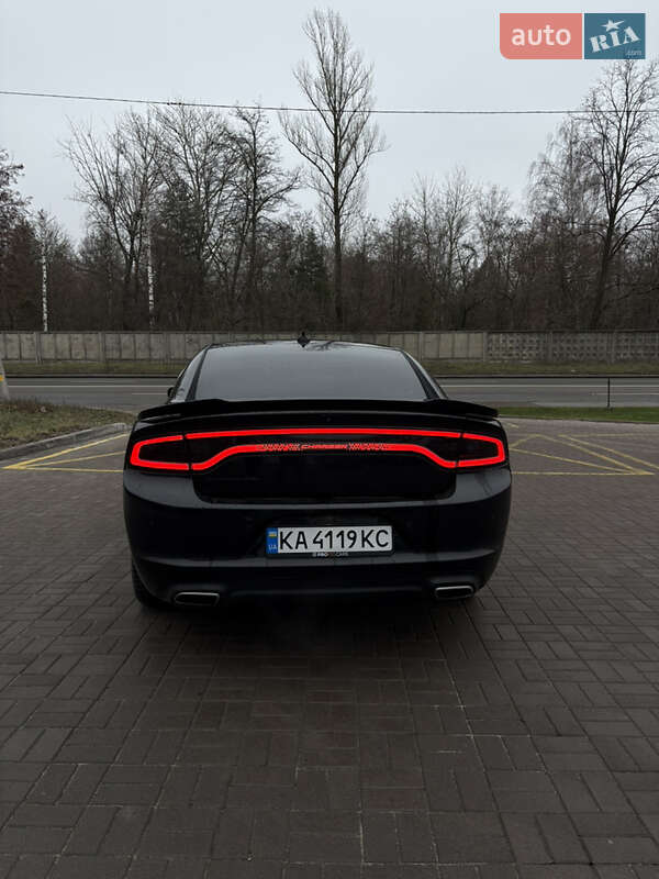 Седан Dodge Charger 2017 в Києві фото 3 Седан Dodge Charger 2017 в Києві