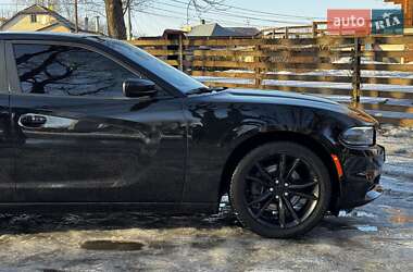 Седан Dodge Charger 2016 в Киеве фото 4 Седан Dodge Charger 2016 в Киеве