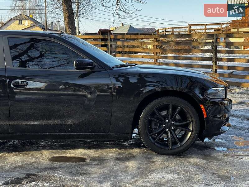 Седан Dodge Charger 2016 в Киеве фото 4 Седан Dodge Charger 2016 в Киеве