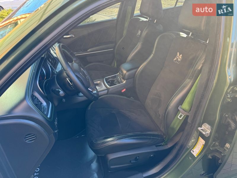 Седан Dodge Charger 2019 в Киеве