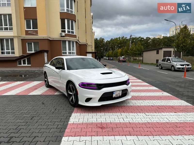 Седан Dodge Charger 2015 в Києві