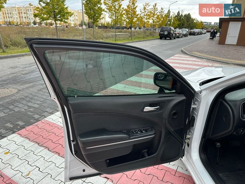 Седан Dodge Charger 2015 в Києві