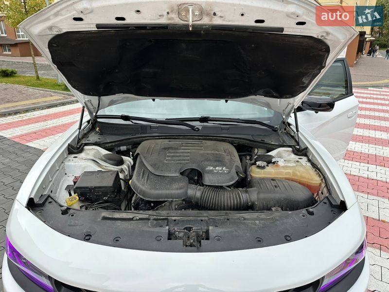 Седан Dodge Charger 2015 в Києві