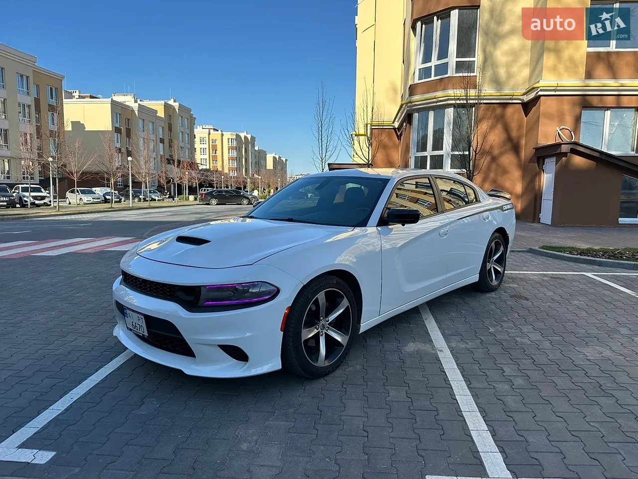 2016 Dodge Charger - мініатюра 16