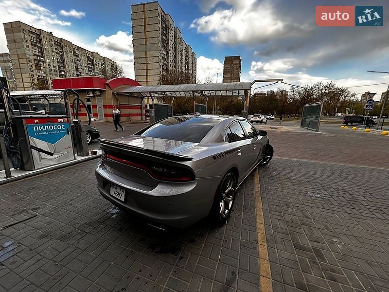 Седан Dodge Charger 2015 в Києві