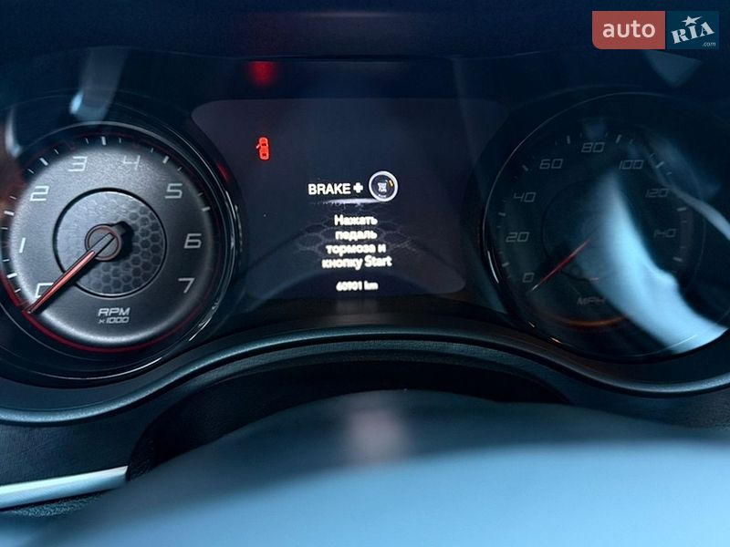 Седан Dodge Charger 2021 в Черновцах