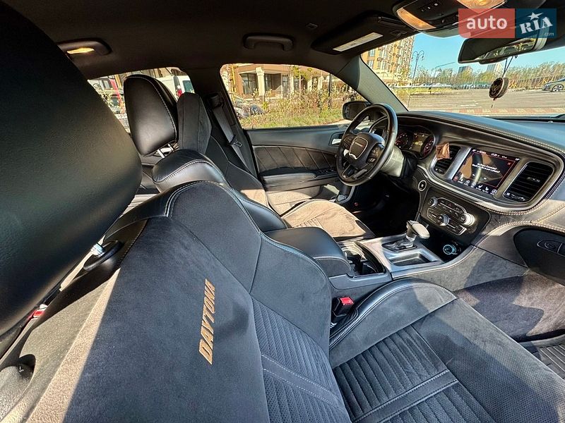 Седан Dodge Charger 2017 в Киеве