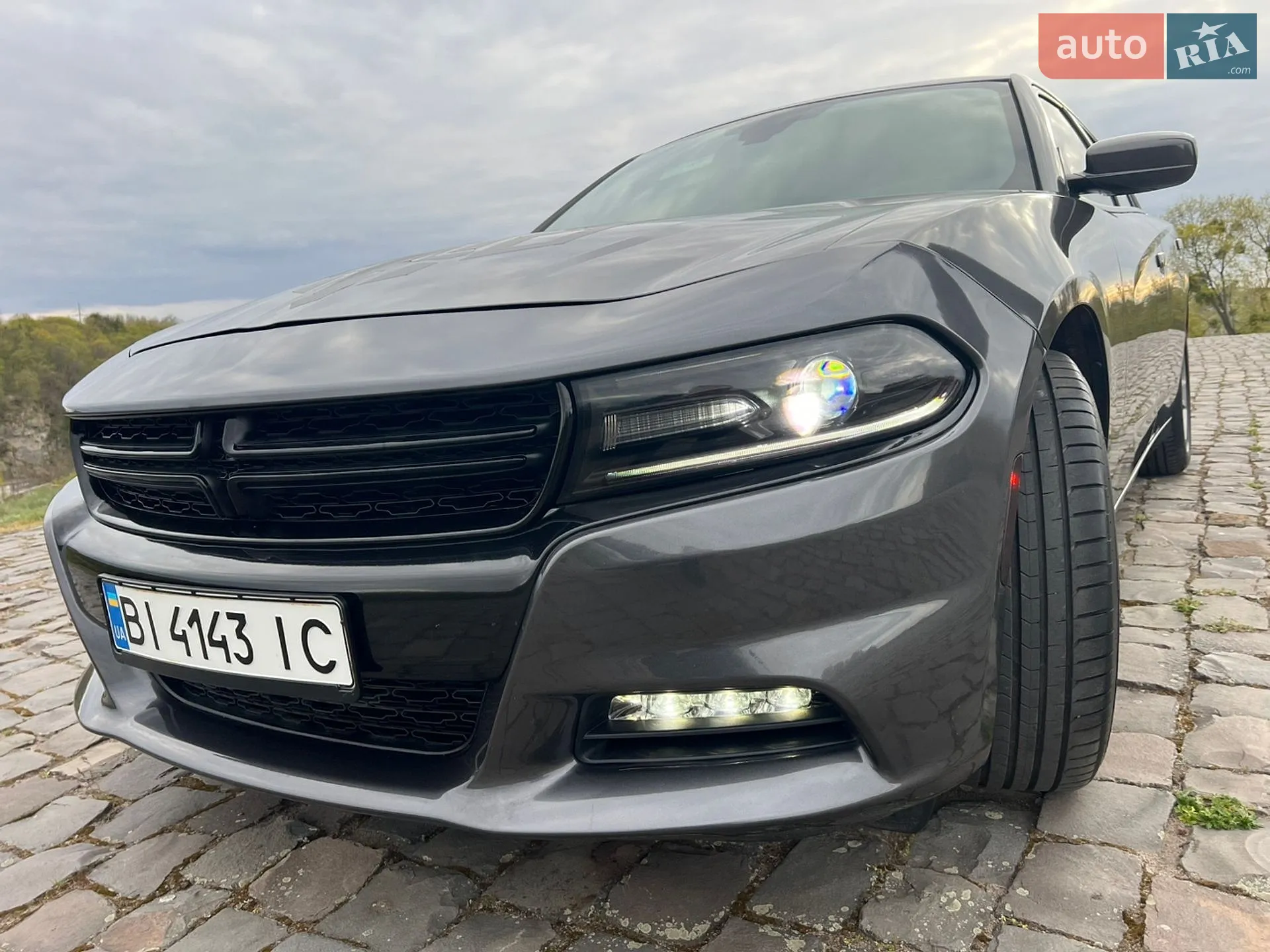 2017 Dodge Charger - мініатюра 31