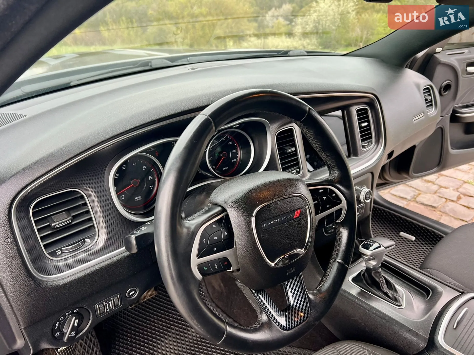 2017 Dodge Charger - мініатюра 50