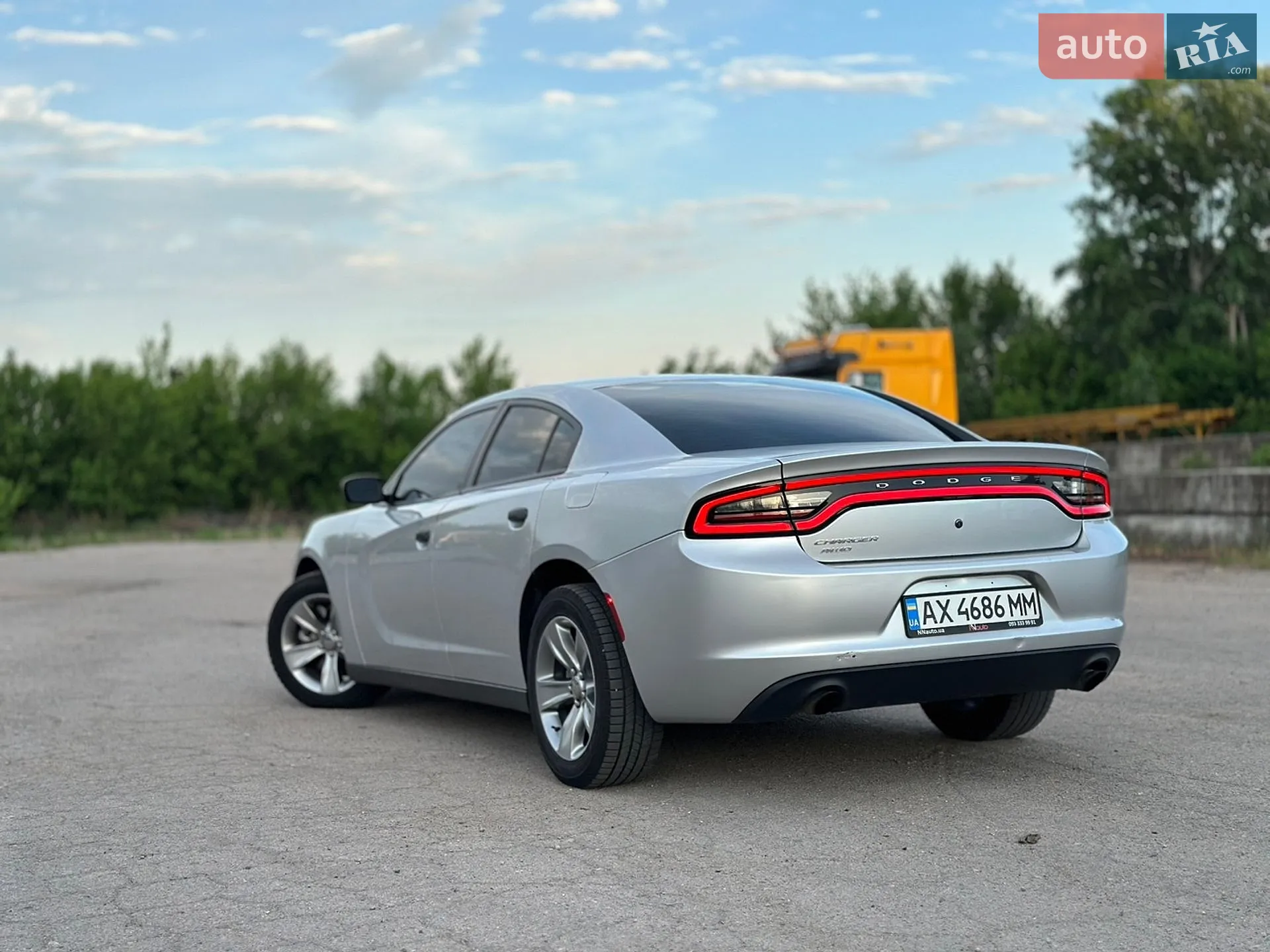 2016 Dodge Charger - мініатюра 9