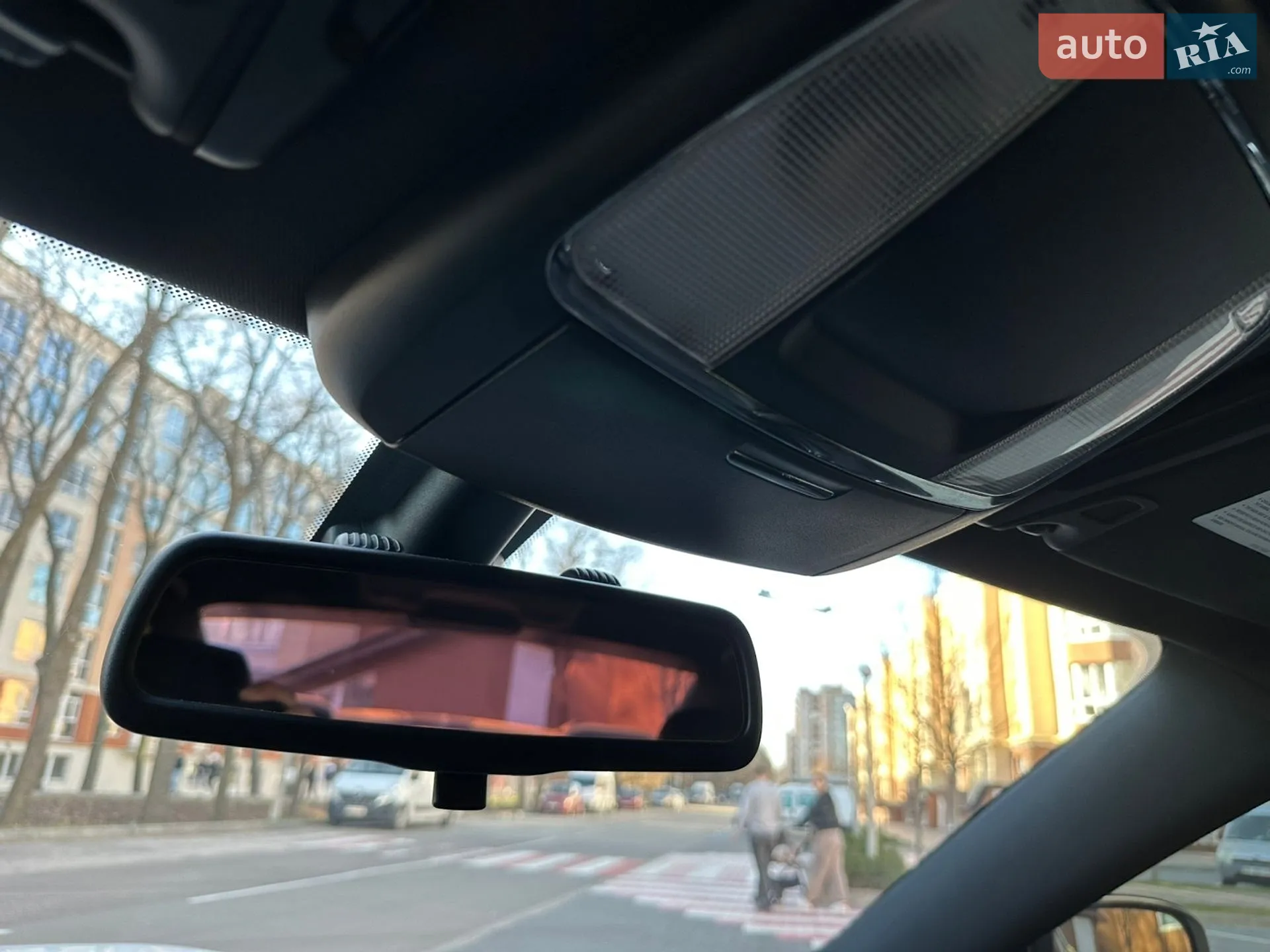 2015 Dodge Charger - мініатюра 39
