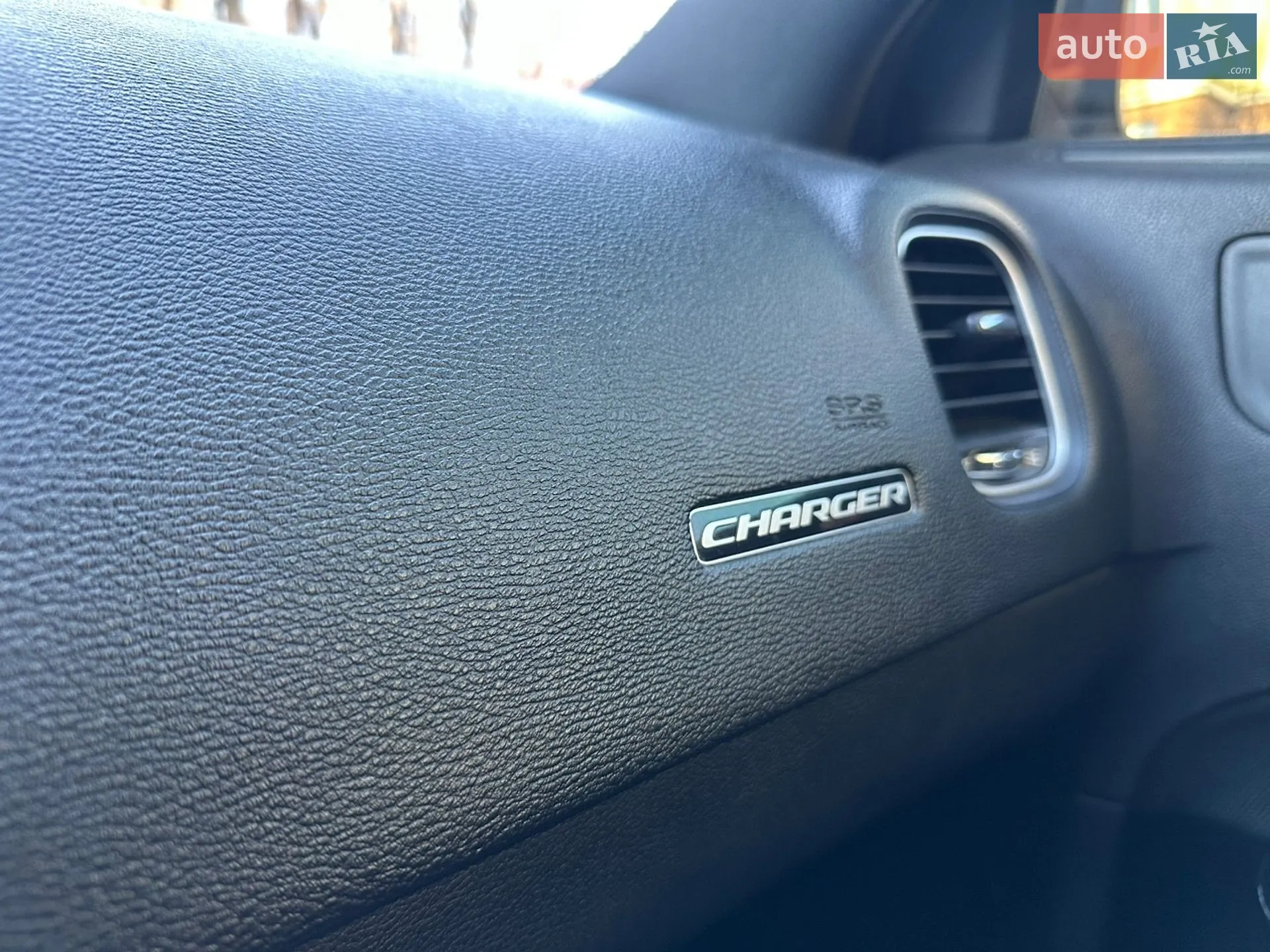 2015 Dodge Charger - мініатюра 43