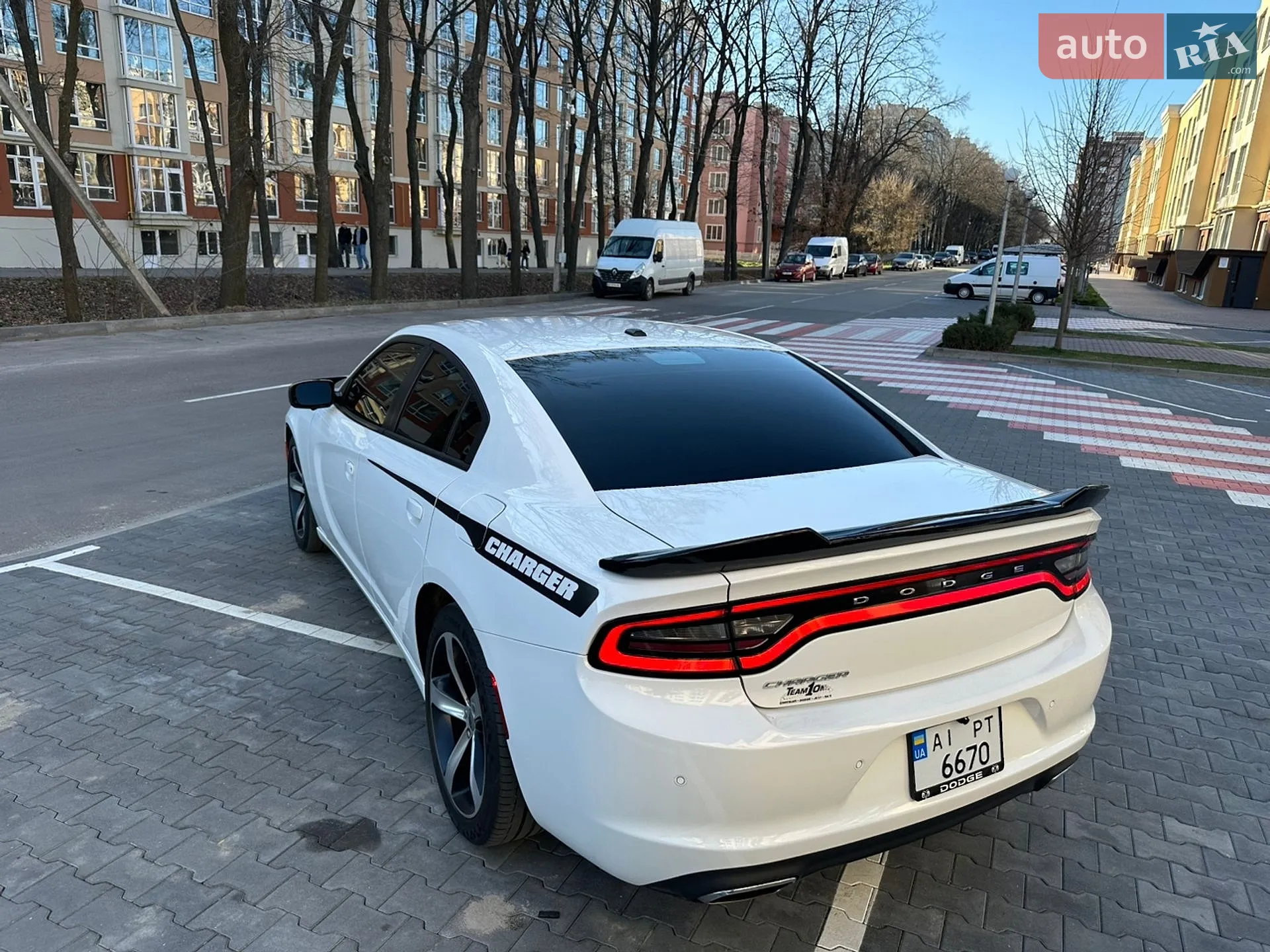 2015 Dodge Charger - мініатюра 21