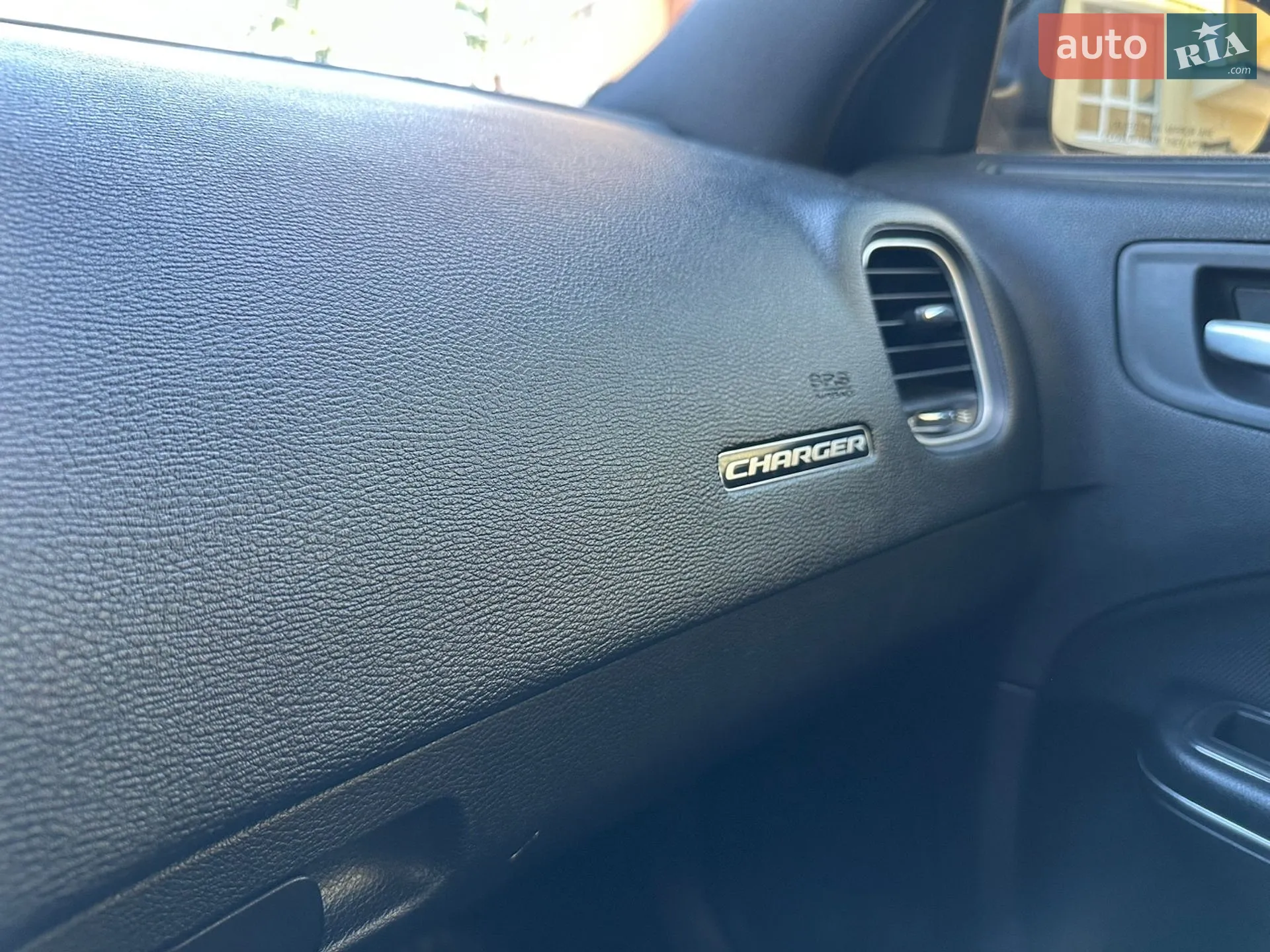 2015 Dodge Charger - мініатюра 40