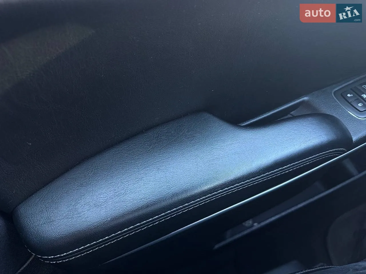 2020 Dodge Charger - мініатюра 6