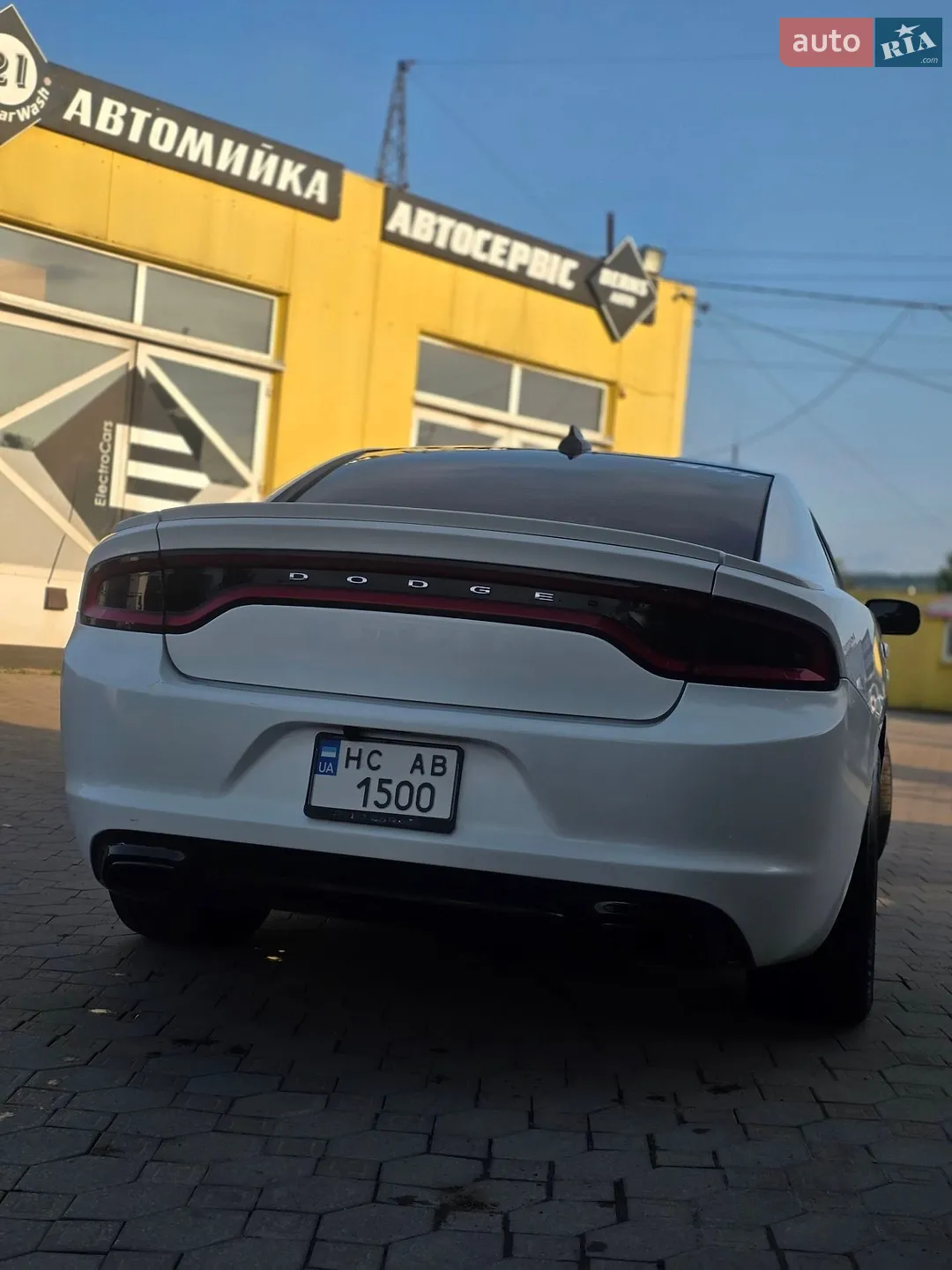 2016 Dodge Charger - мініатюра 6