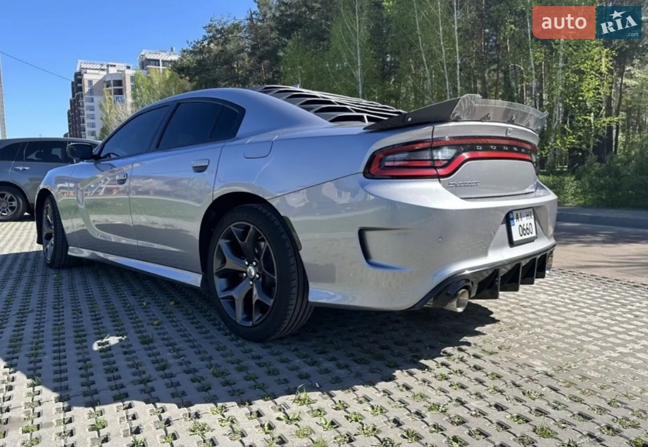 2017 Dodge Charger - мініатюра 2