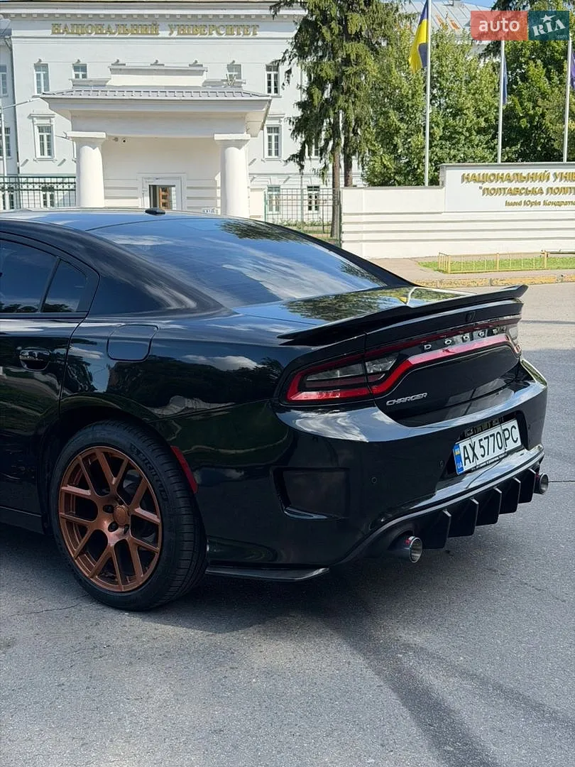 2020 Dodge Charger - мініатюра 6
