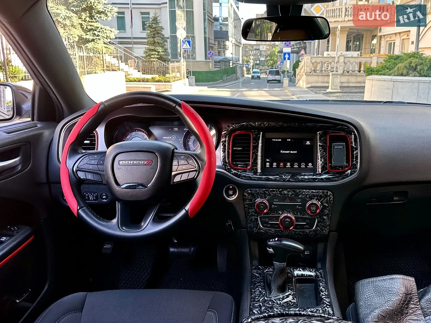 2018 Dodge Charger - мініатюра 31