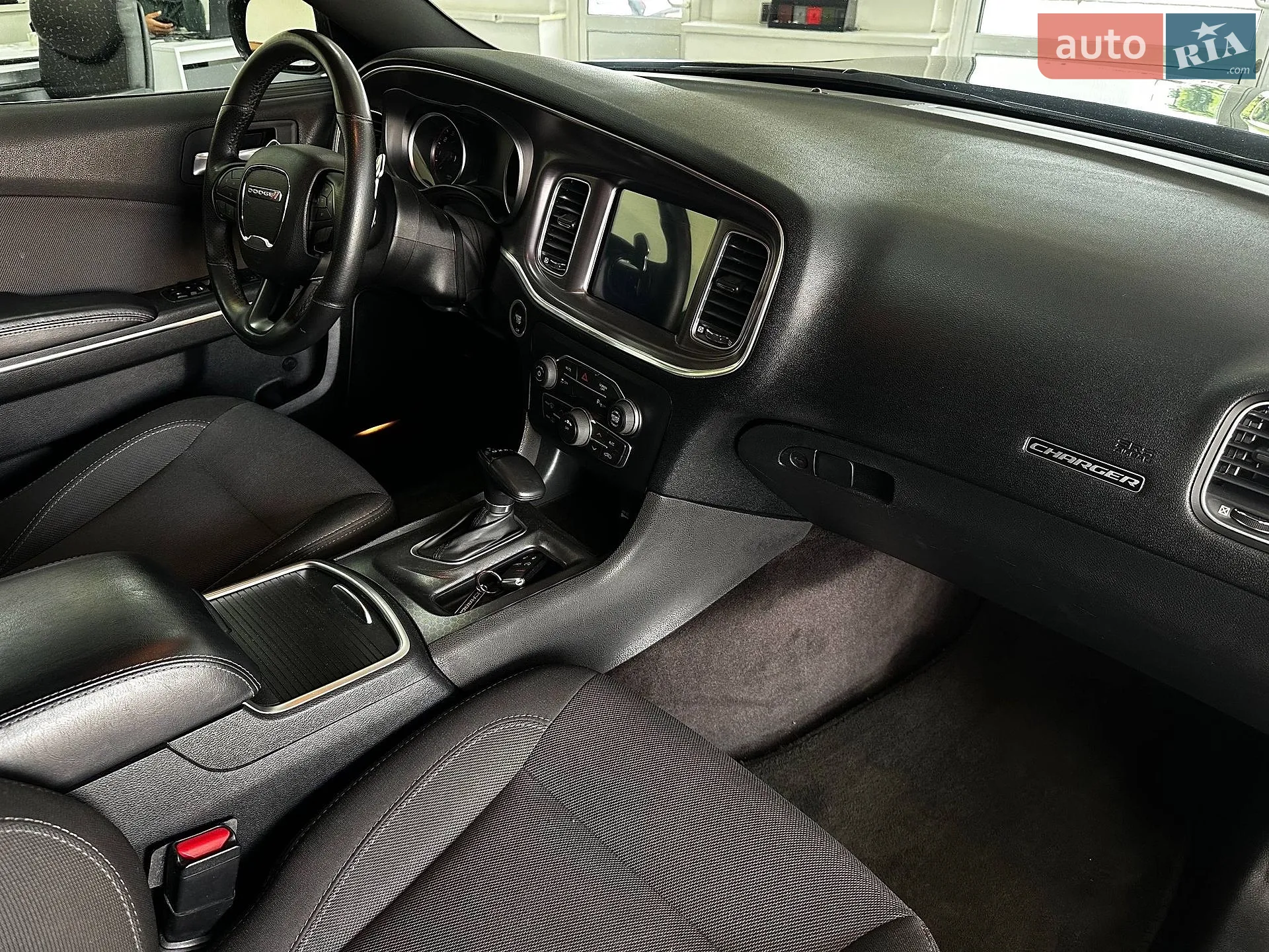 2017 Dodge Charger - мініатюра 20