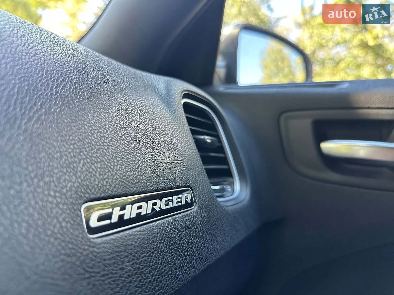 2015 Dodge Charger - мініатюра 35