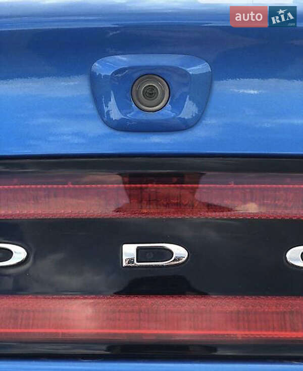Седан Dodge Dart 2015 в Львове