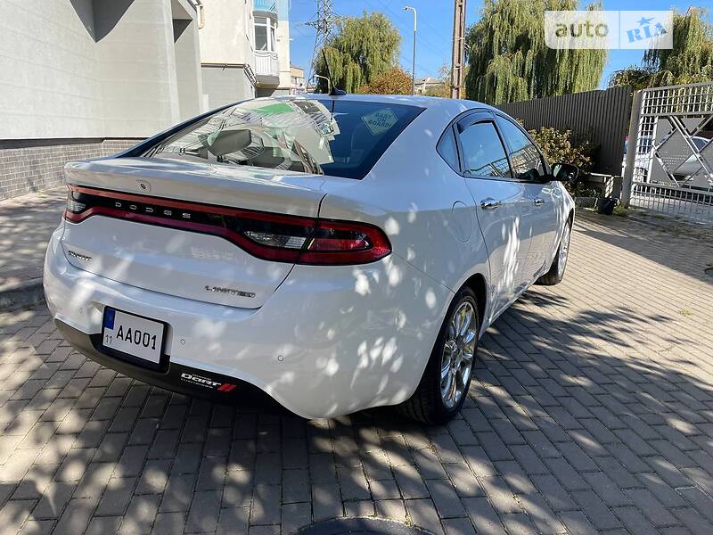 Седан Dodge Dart 2012 в Івано-Франківську