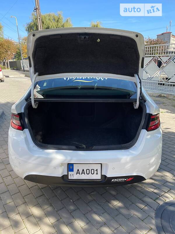 Седан Dodge Dart 2012 в Івано-Франківську