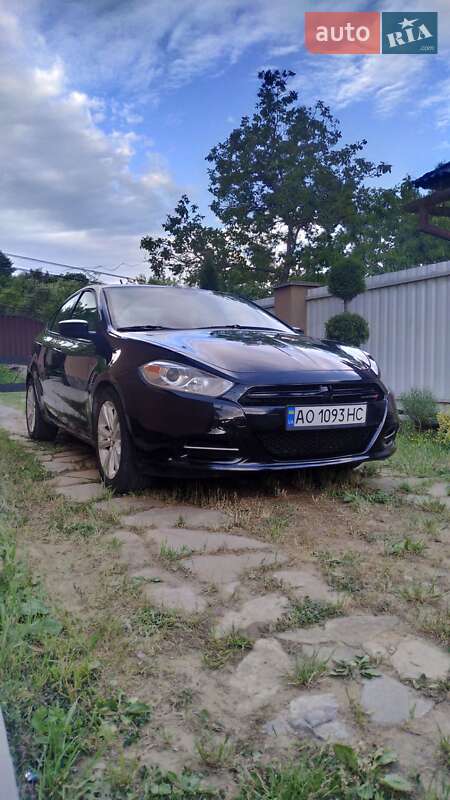 Седан Dodge Dart 2013 в Ужгороді
