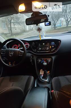 Седан Dodge Dart 2015 в Тернополе