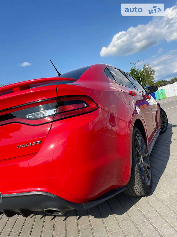Седан Dodge Dart 2015 в Коломиї