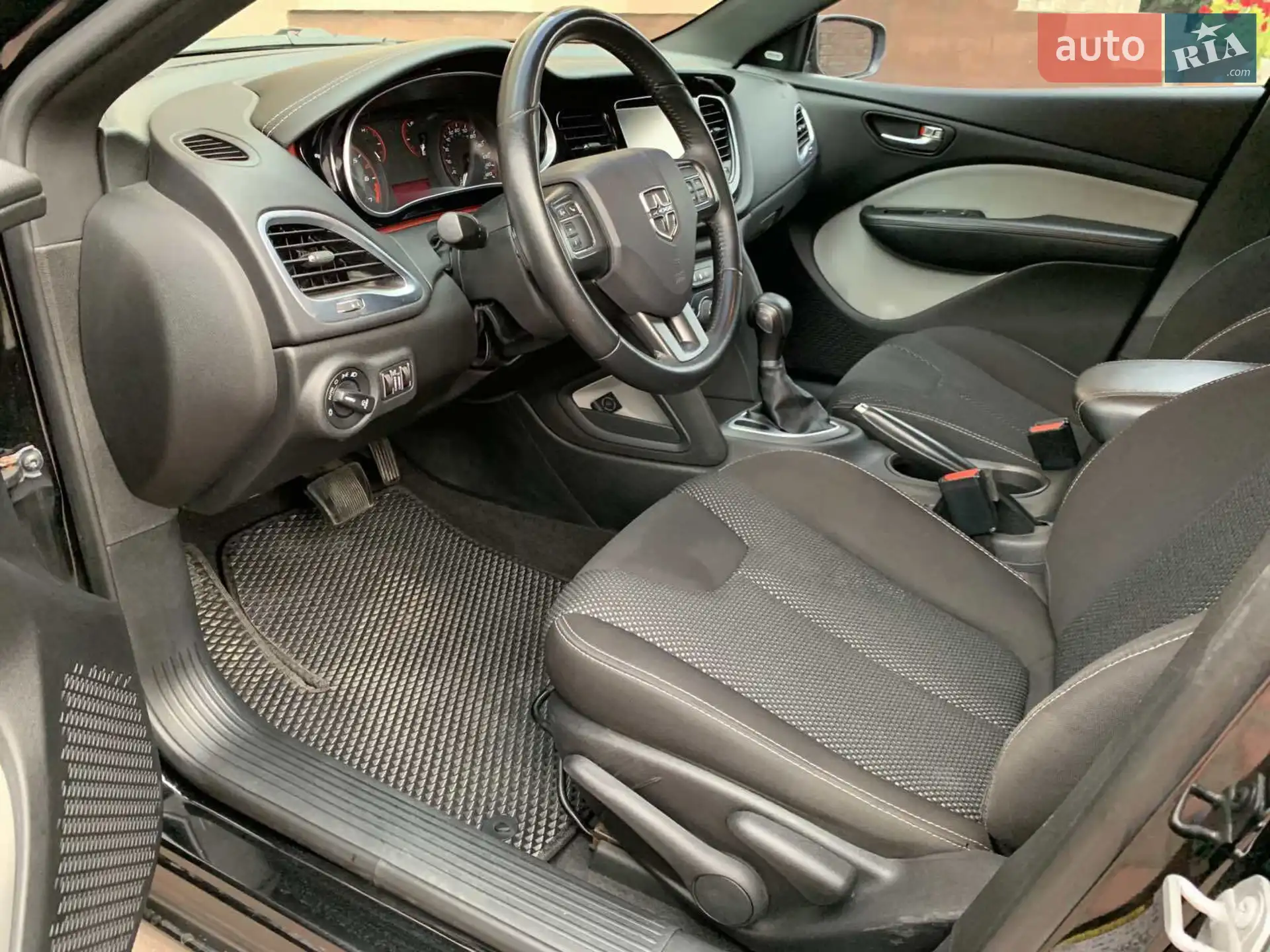 2016 Dodge Dart - мініатюра 16