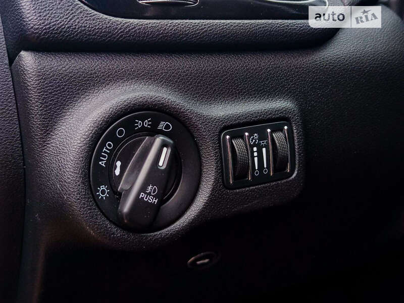 Седан Dodge Dart 2014 в Кривом Роге фото 28 Седан Dodge Dart 2014 в Кривом Роге