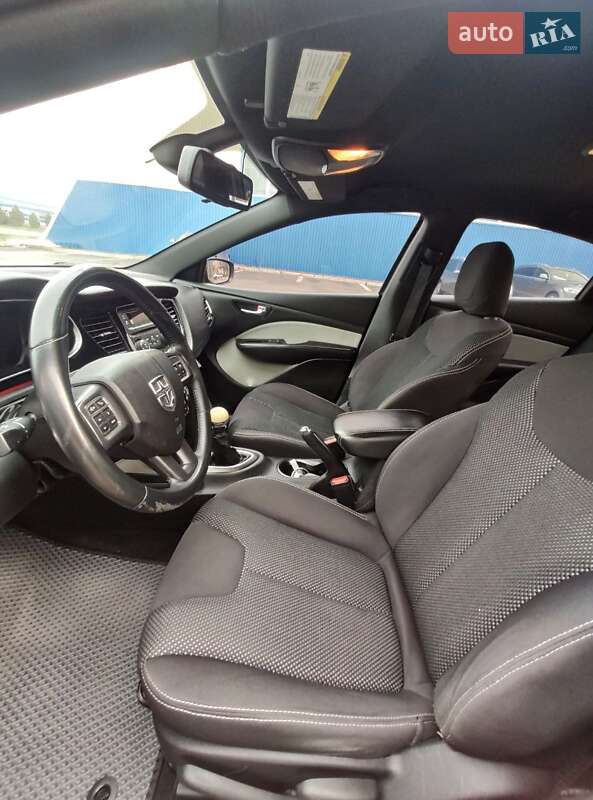 Седан Dodge Dart 2014 в Полтаве