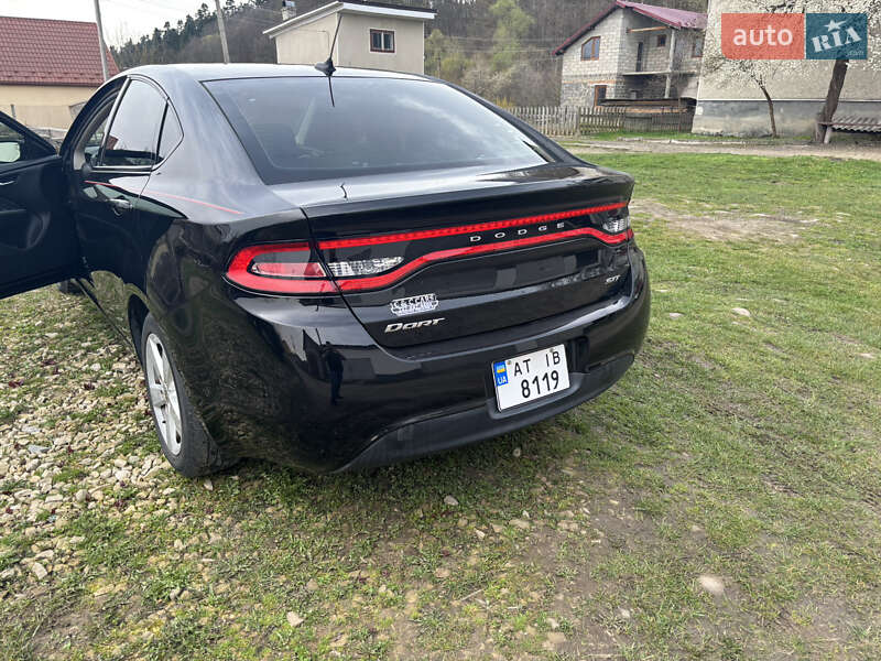 Седан Dodge Dart 2015 в Рожнятові