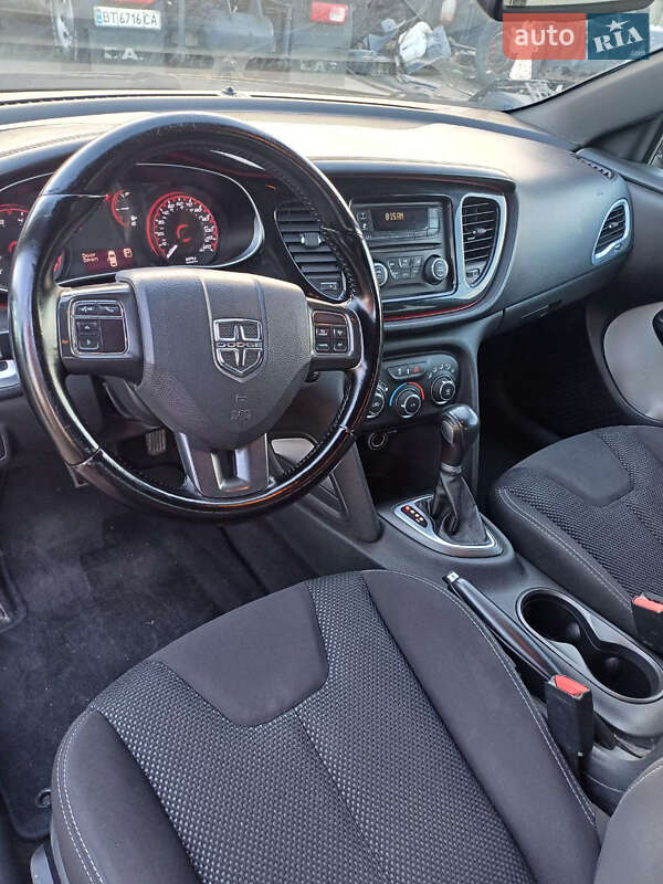 Седан Dodge Dart 2015 в Ужгороде
