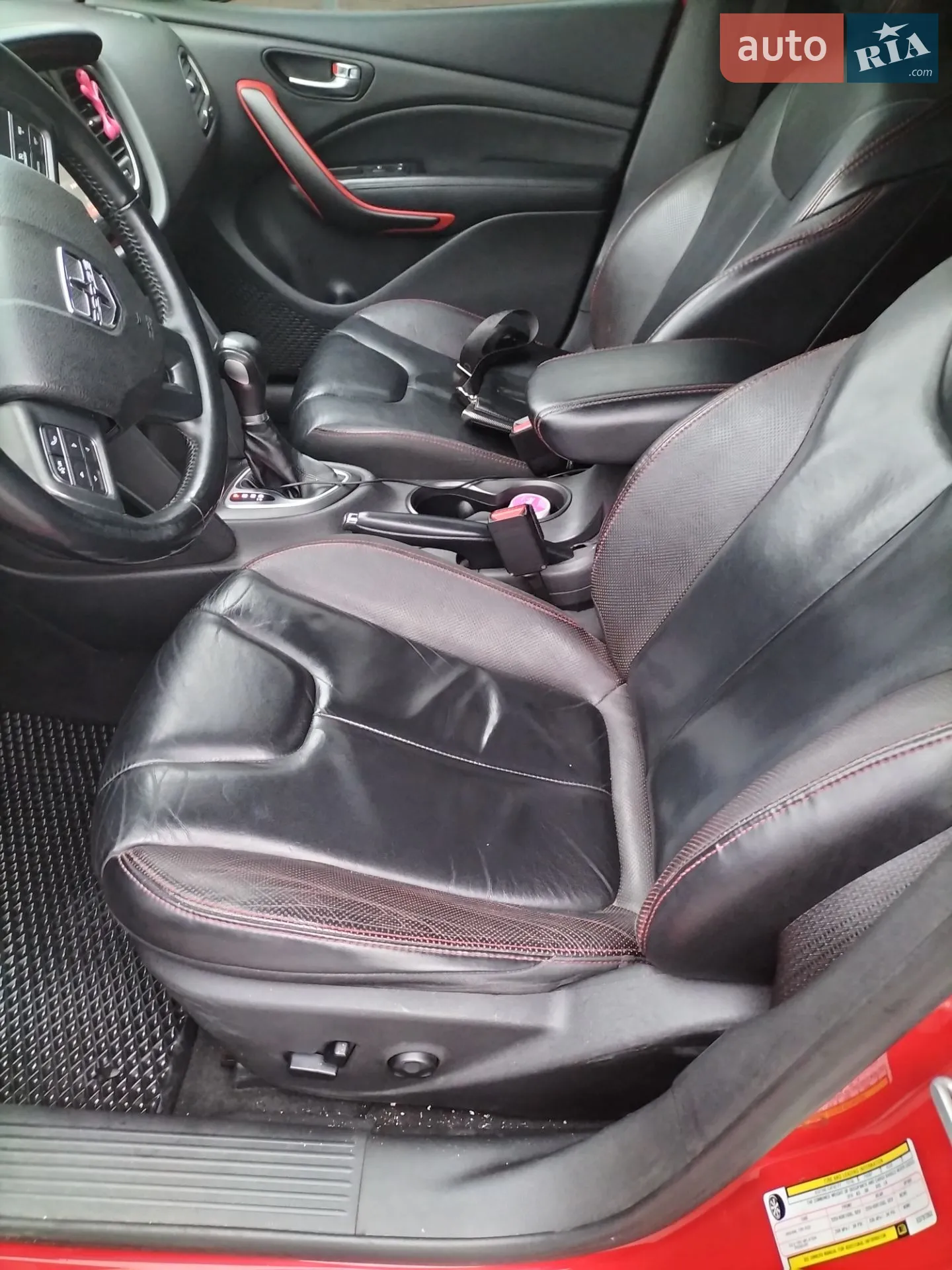 2014 Dodge Dart - мініатюра 26