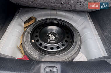 Седан Dodge Dart 2012 в 