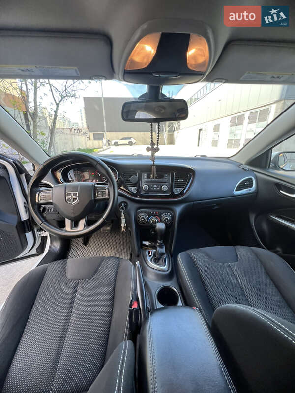 Седан Dodge Dart 2016 в Вишневом фото 14 Седан Dodge Dart 2016 в Вишневом