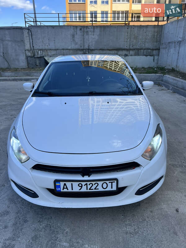 Седан Dodge Dart 2016 в Вишневом фото 25 Седан Dodge Dart 2016 в Вишневом