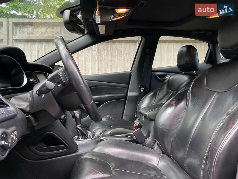 Седан Dodge Dart 2012 в Києві