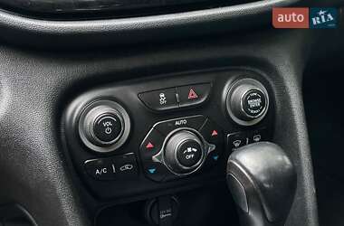 Седан Dodge Dart 2012 в 