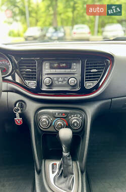Седан Dodge Dart 2015 в 