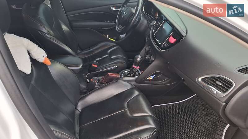 Седан Dodge Dart 2014 в Чернигове