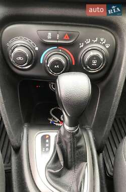 Седан Dodge Dart 2016 в 